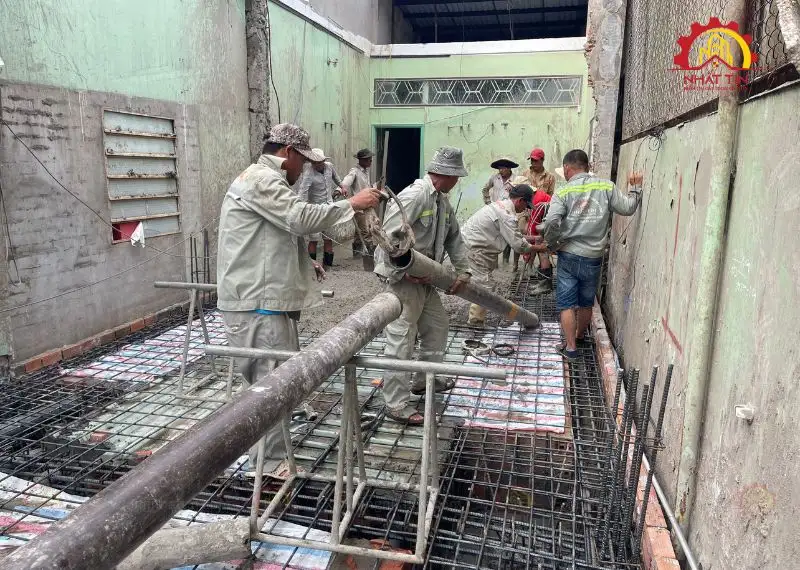 Thi công phần thô nhà cô Sáu Bình Thủy Xây dựng Nhất Tín 1