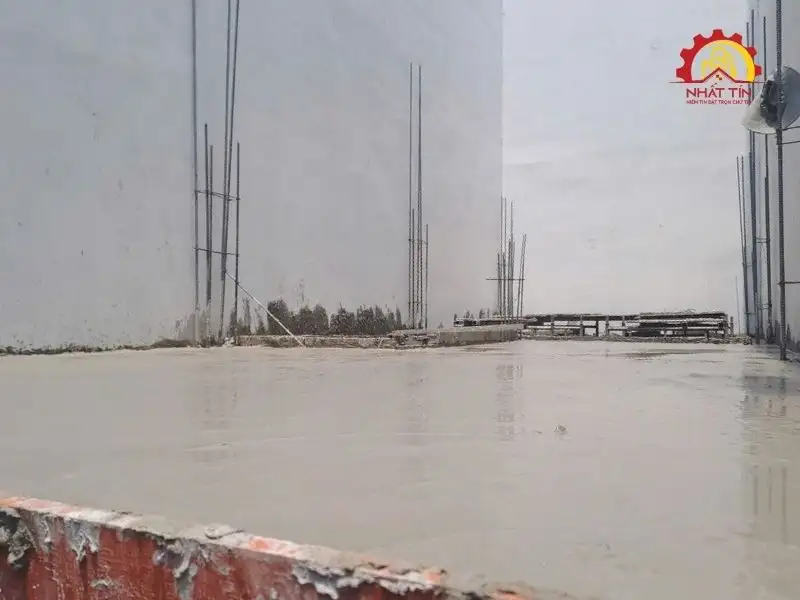 Giai đoạn thi công phần thô nhà 3 tầng, 1 tầng lửng, 1 tum và sân thượng cho gia đình nhà anh Ngoan tại Gò Vấp Xây dựng Nhất Tín 1