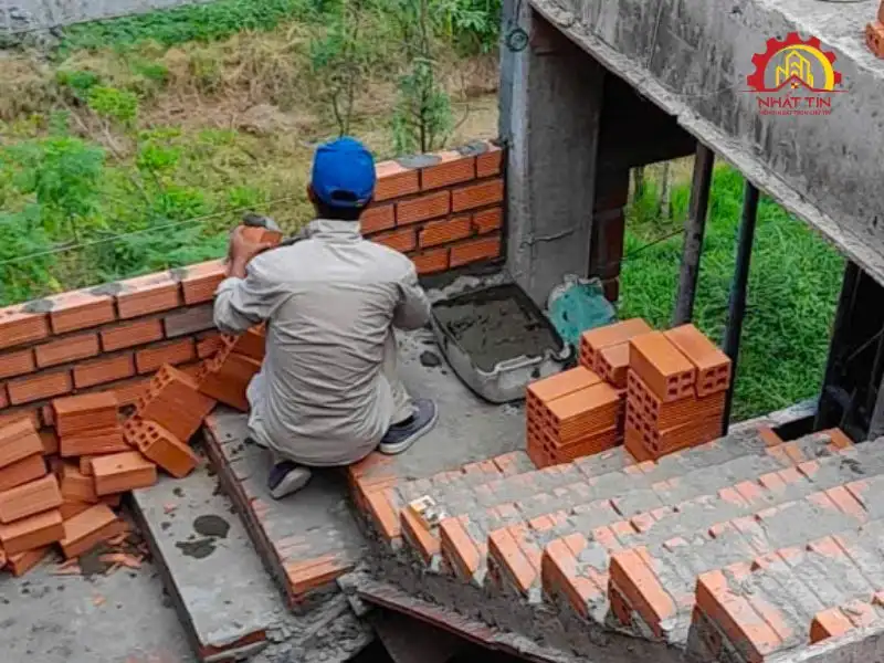 Giai đoạn thi công phần thô nhà 3 tầng cho gia đình nhà anh Vân tại Long An Xây dựng Nhất Tín 1