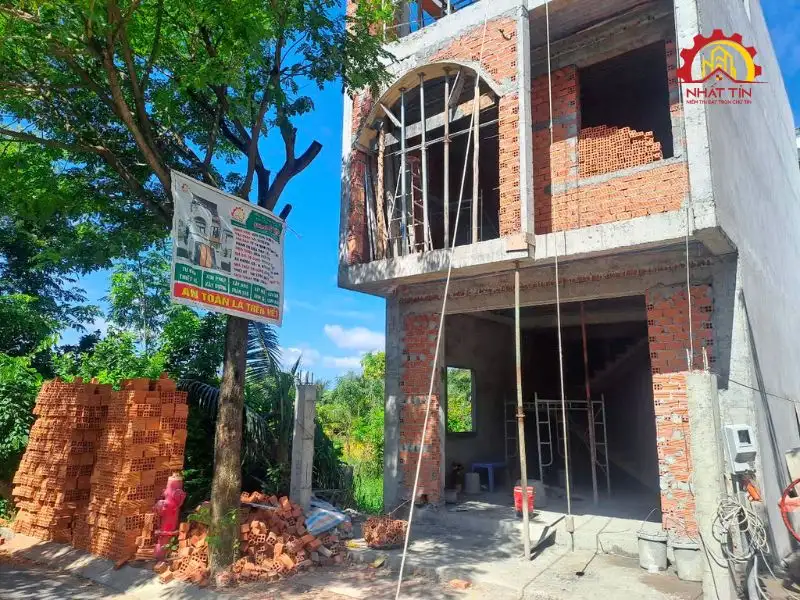 Giai đoạn thi công phần thô nhà 3 tầng cho gia đình nhà anh Vân tại Long An Xây dựng Nhất Tín 1
