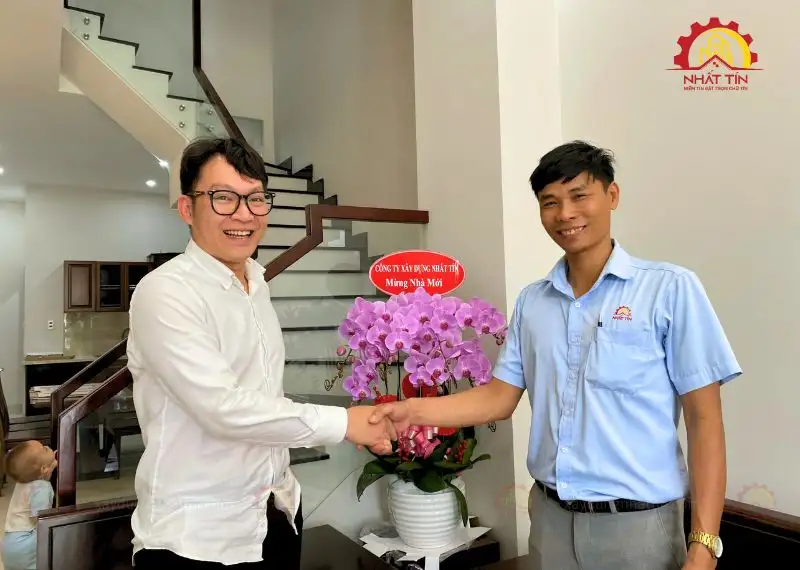 Bàn gia nhà anh Thuật tại quận 12 Xây dựng Nhất Tín.