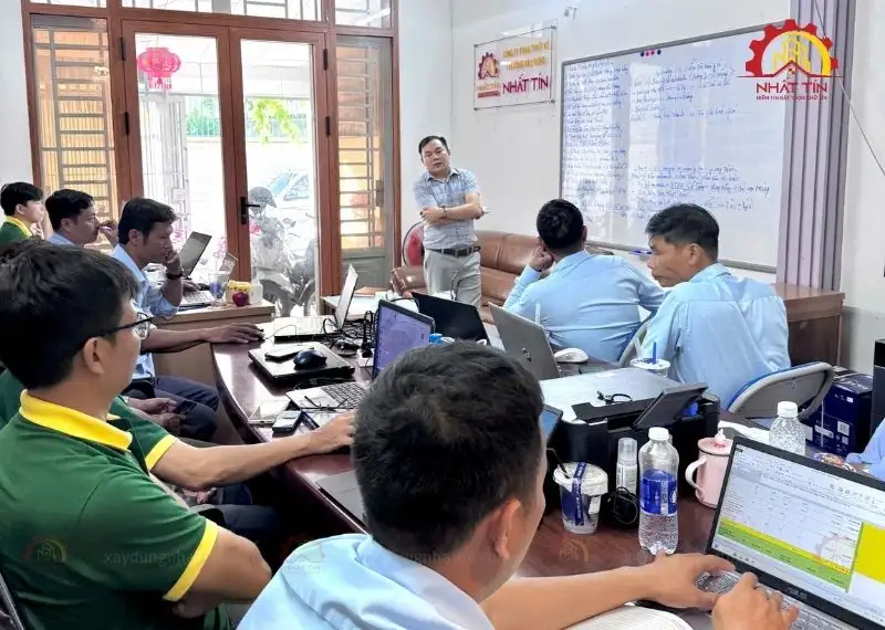 Buổi Training: Nâng Cao Kỹ Năng và Kinh Nghiệm tại Nhất Tín