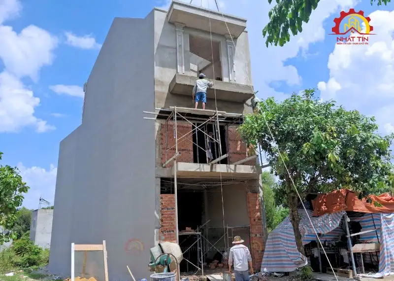 Hoàn thiện mẫu nhà 1 trệt 2 lầu 4x16m của gia đình anh Đạt Thành, Bình Dương Xây dựng Nhất Tín 1