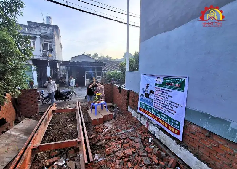 Khảo sát, chuẩn bị mặt bằng và ép cọc bê tông dự án nhà anh Minh Hóc Môn Xây dựng Nhất Tín 1