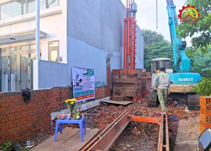 Khảo sát, chuẩn bị mặt bằng và ép cọc bê tông dự án nhà anh Minh Hóc Môn Xây dựng Nhất Tín 1