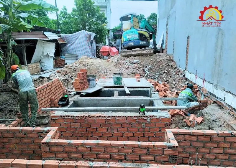 Thi công phần móng nhà 3 tầng hiện đại của anh Minh Xây dựng Nhất Tín 1