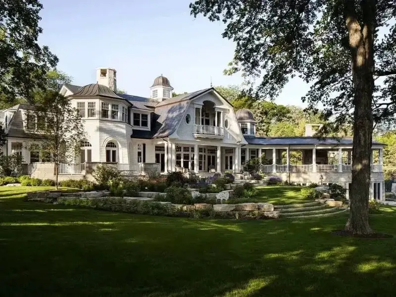 Biệt thự nhà vườn kiểu mái Mỹ tạo nên không gian sống thư giãn lý tưởng Xây dựng Nhất Tín 1