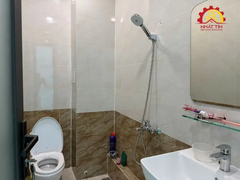 Giai đoạn hoàn thiện – Diện mạo ngôi nhà dần được hoàn chỉnh trước khi bàn giao Xây dựng Nhất Tín 1