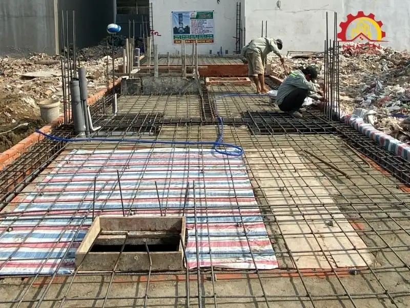 Thi công phần thô - Từng bước dựng xây kết cấu, để bản vẽ dần hiện diện trên công trình thực tế Xây dựng Nhất Tín 1