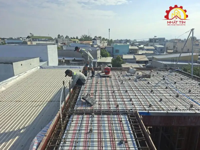 Thi công phần thô – Ngôi nhà dần thành hình theo bản vẽ Xây dựng Nhất Tín 1